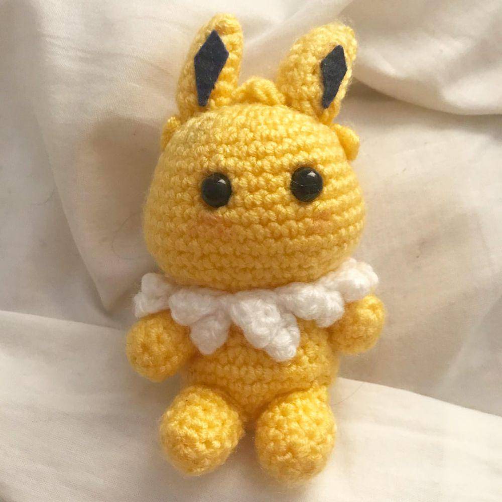 potret rajutan tangan bertema Jolteon (reddit.com/user/Modkacat)