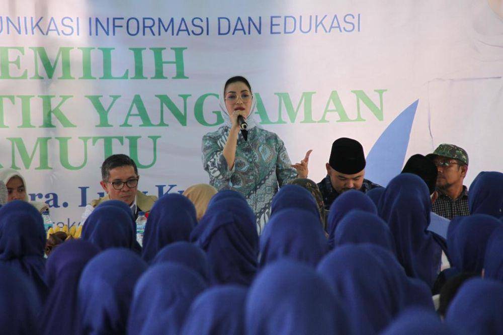 Anggota Komisi IX DPR RI, Lucy Kurniasari saat melakukan kegiatan. (Istimewa)