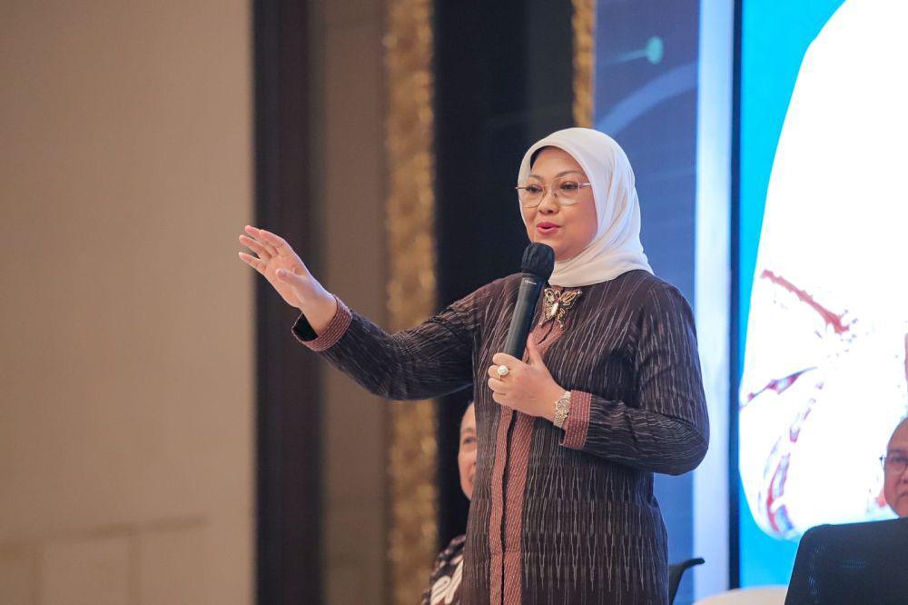 Profil Menaker Ida Fauziyah yang Berhasil Lolos ke DPR RI Pemilu 2024