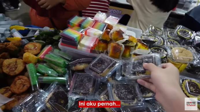 potret Jerome Polin dan Waseda Boys berburu takjil (youtube.com/Nihongo Mantappu)