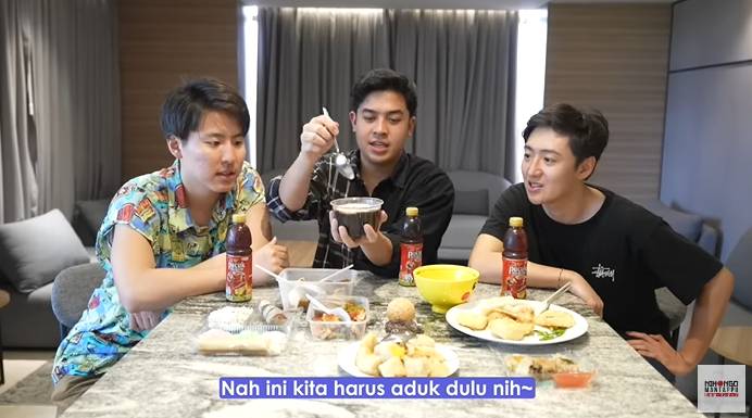 potret Jerome Polin dan Waseda Boys berburu takjil (youtube.com/Nihongo Mantappu)