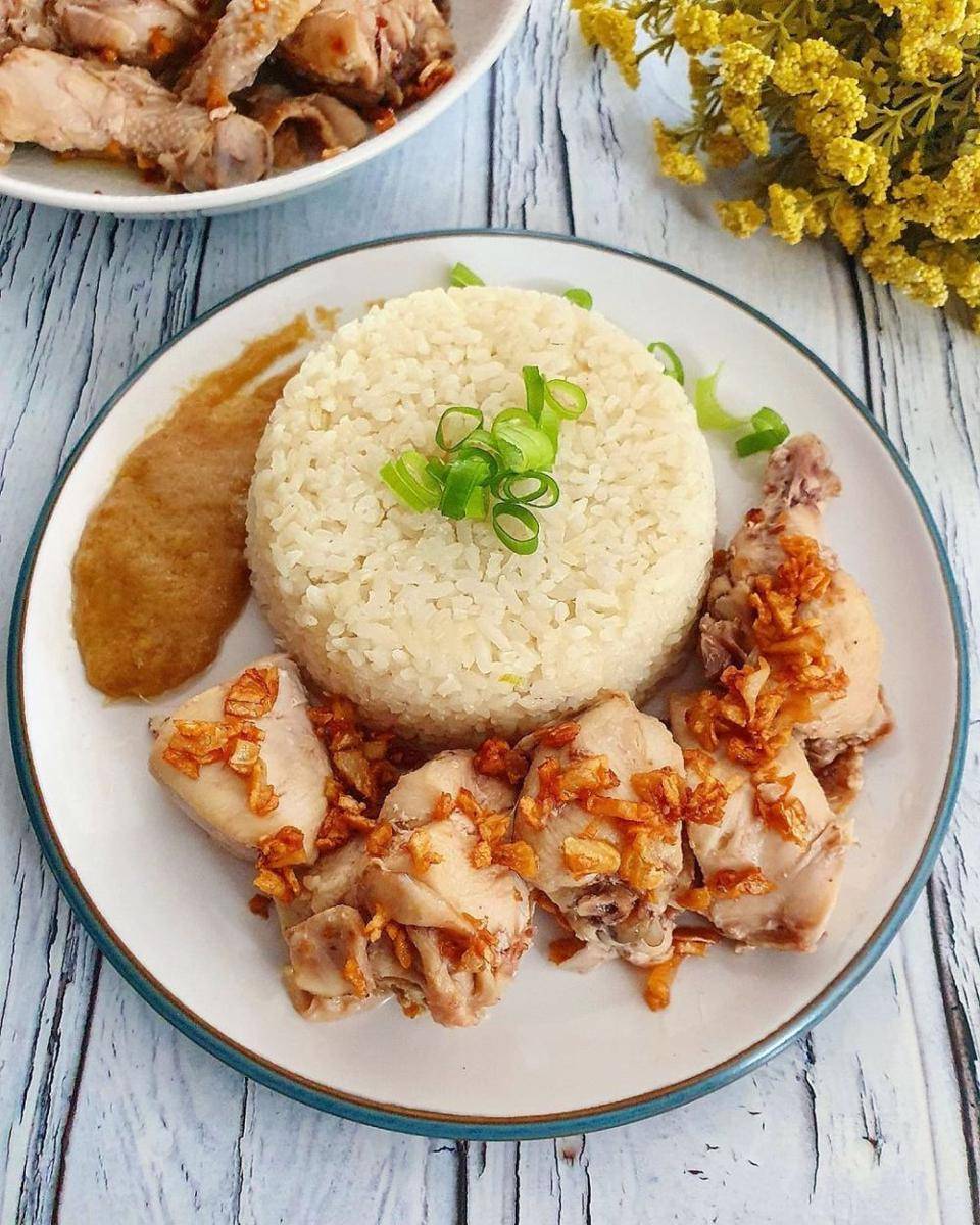 nasi ayam Hainan (instagram.com/yscooking)