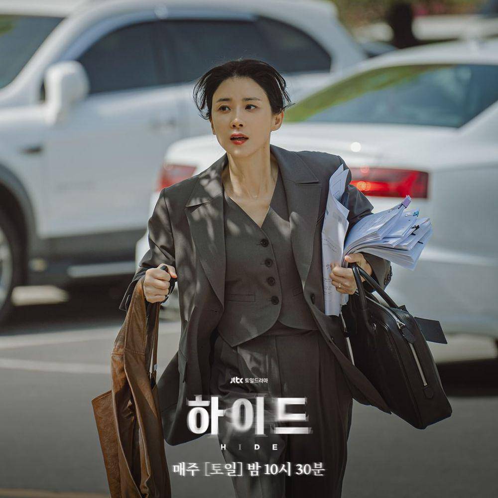 Lee Bo Young di drakor Hide (instagram.com/jtbcdrama)