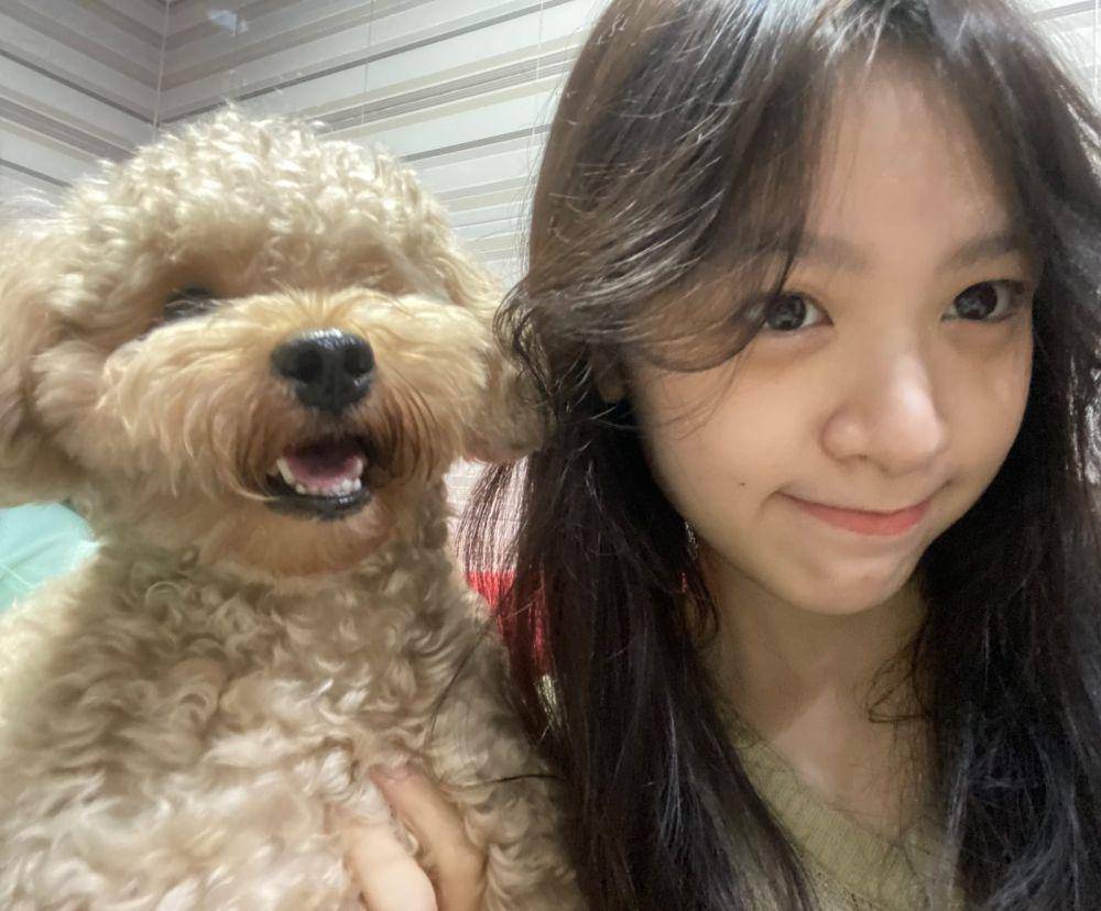 Lily JKT48 (x.com/lily_jkt48)