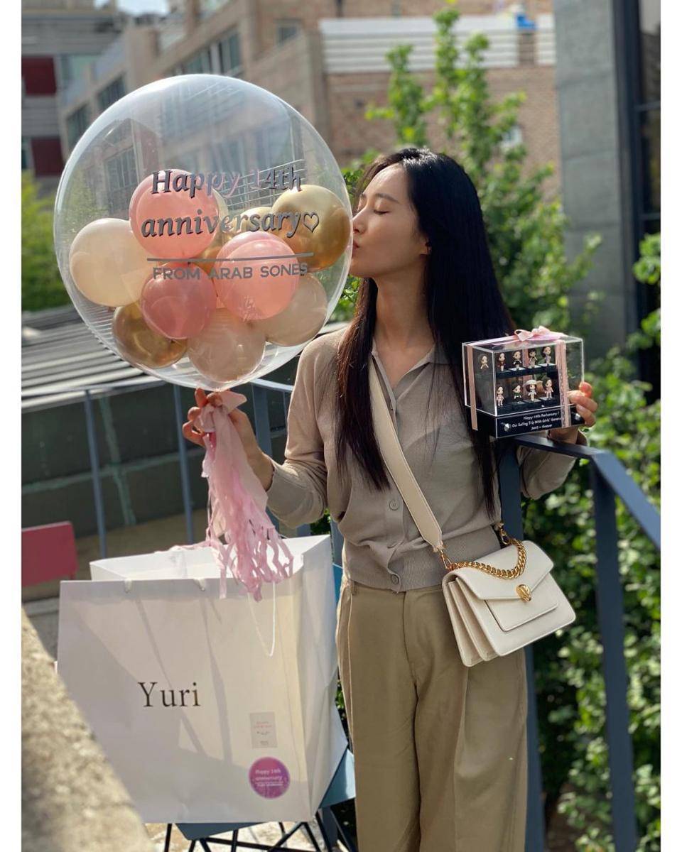 outfit anggun (instagram.com/yulyulk)