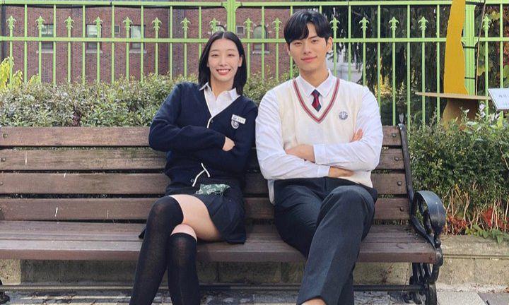 7 Potret Akrab Ryu Da In dan Lee Chae Min saat Syuting Bareng