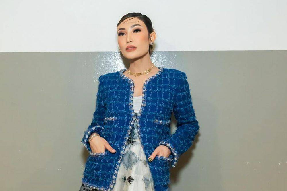 Ayu Dewi (Instagram.com/mrsayudewi)