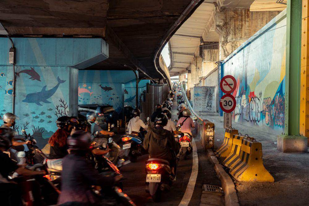 Ilustrasi lalu lintas saat musim mudik. Pexels: Jimmy Liao