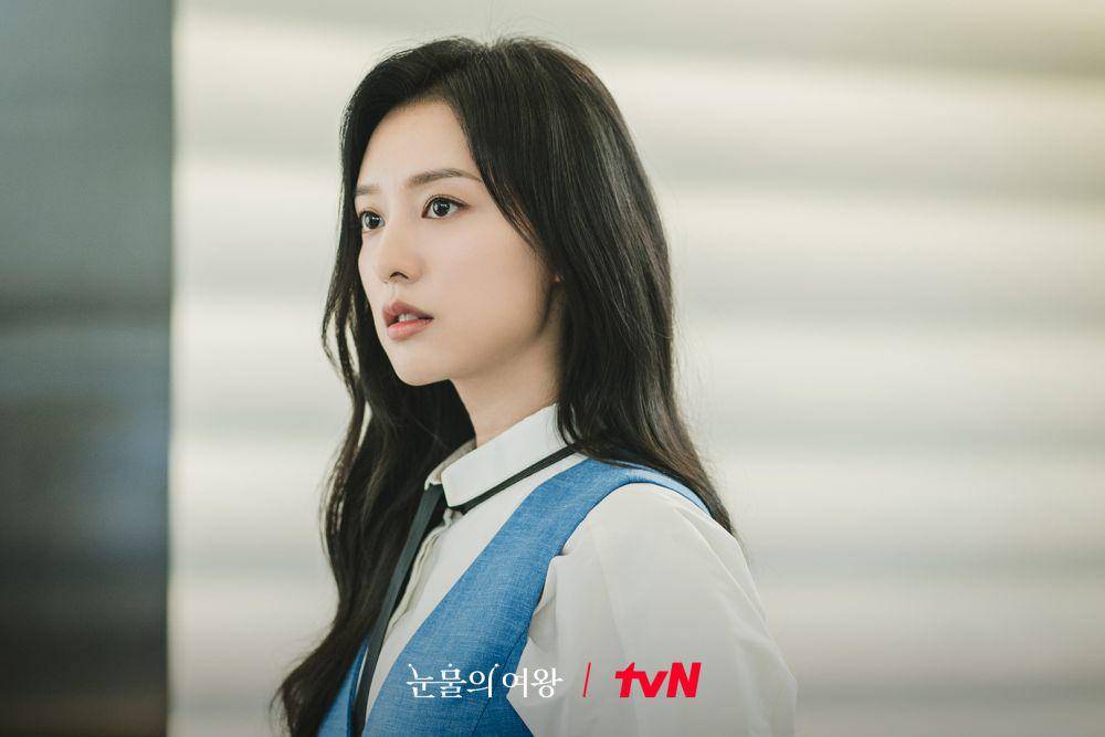 Kim Ji Won di Queen of Tears (twitter.com/CJnDrama)