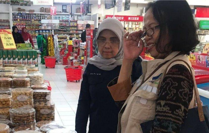 Kegiatan pengawasan Balai BPOM di Bandar Lampung jelang Lebaran 2024. (Dok. BPOM di Bandar Lampung).