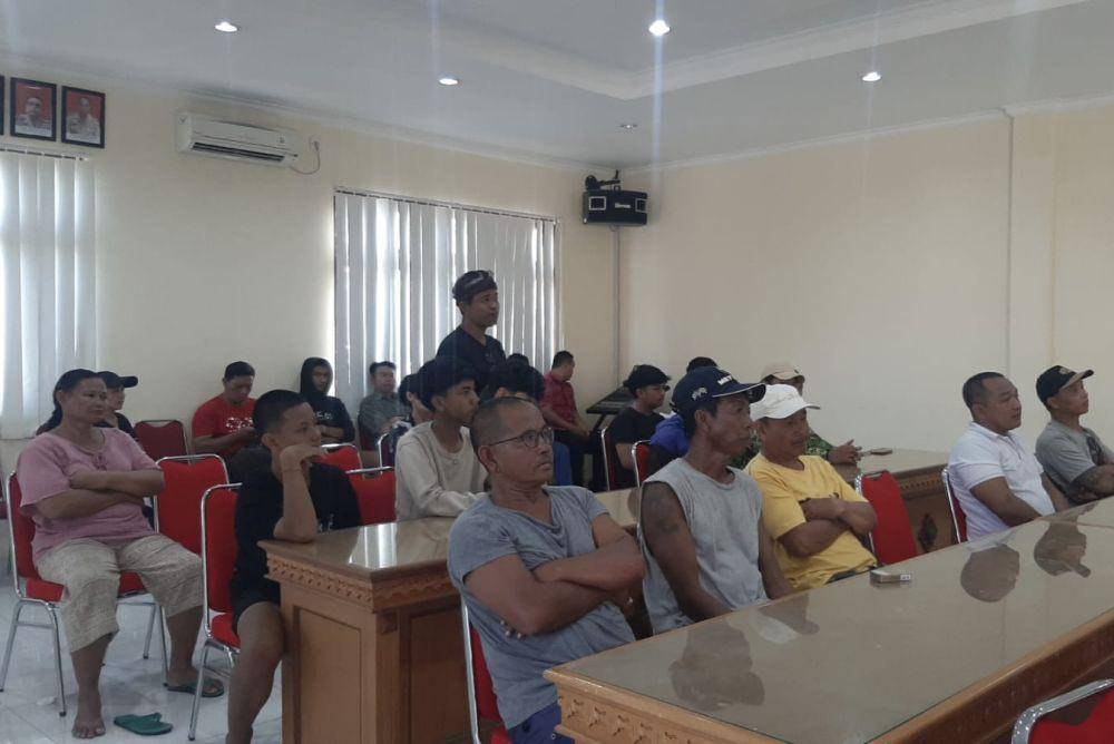 Para pemuda berpesta miras dipertemukan dengan orangtuanya (Dok.IDN Times/istimewa)