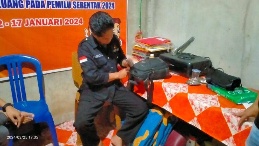 (Kondisi usai penyerangan Panwascam Keluang dan Komisioner Bawaslu Muba) IDN Times/istimewa