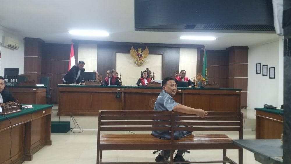 Caleg DPR RI Syarifuddin Dg Punna jalani sidang dugaan kasus politik uang di Pengadilan Negeri Makassar, Selasa (26/3/2024). (IDN Times/Istimewa)