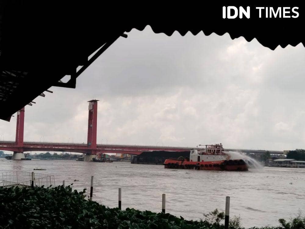 Sungai Musi Hampir Kritis karena Limbah Pupuk