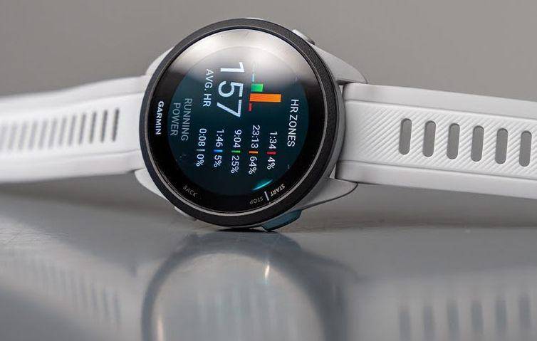 Garmin Forerunner 165 (youtube.com/Playbetter)