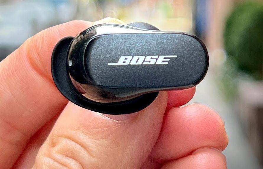 Bose QuietComfort Earbuds II (youtube.com/CNET)