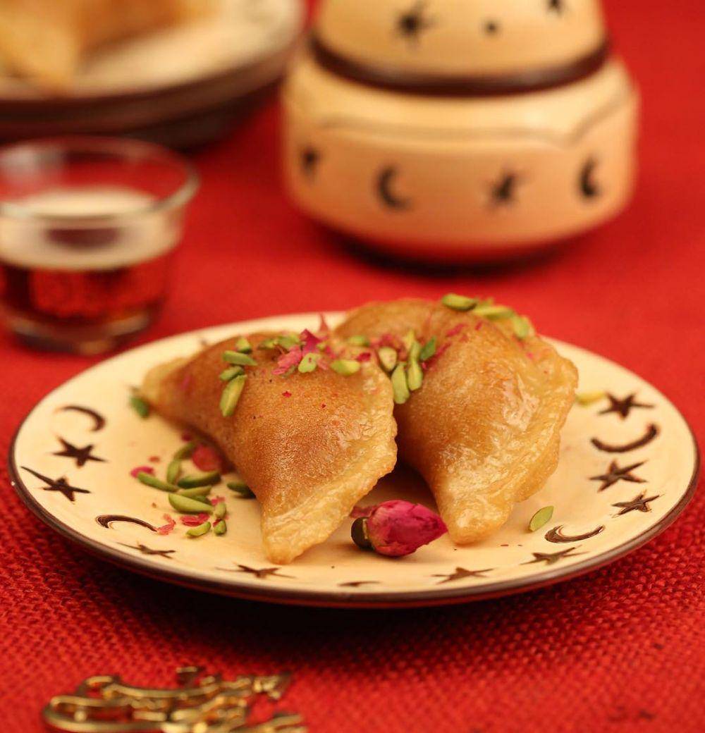 qatayef (instagram.com/nadiatommalieh)