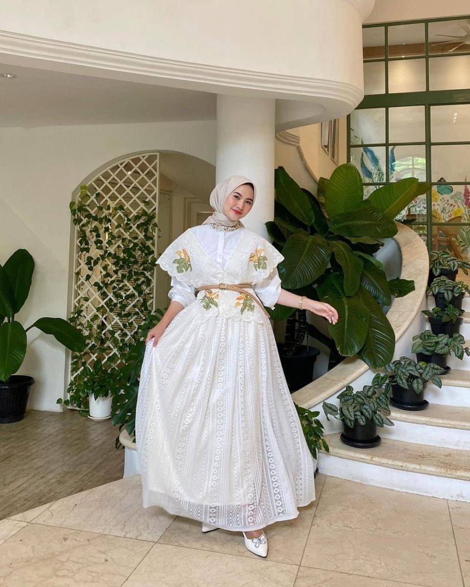 Intan Ghazella (instagram.com/intanghazll_)