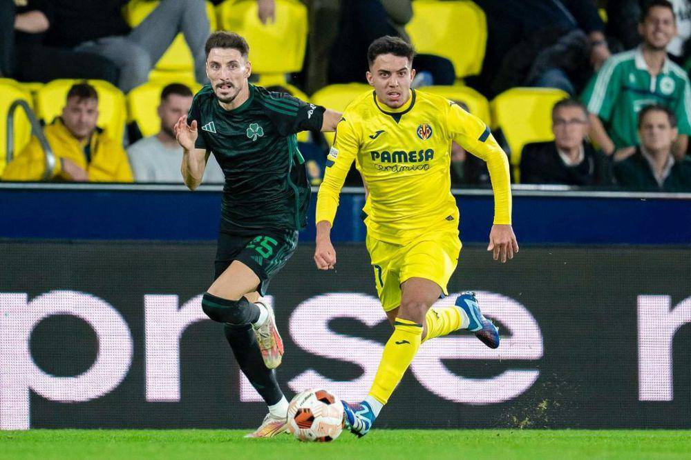 Ilias Akhomach (kuning) (instagram.com/iliasakhomach)