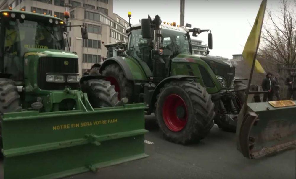 Protes Kebijakan Uni Eropa, Petani Kembali Protes di Brussels