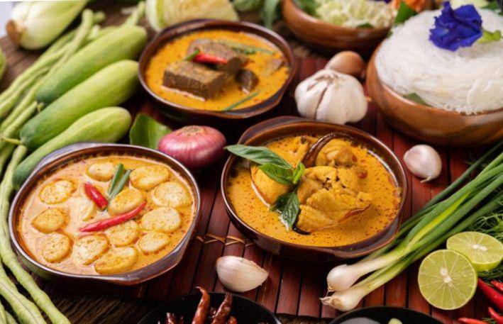 potret hidangan khas Lebaran (freepik.com/jcomp)