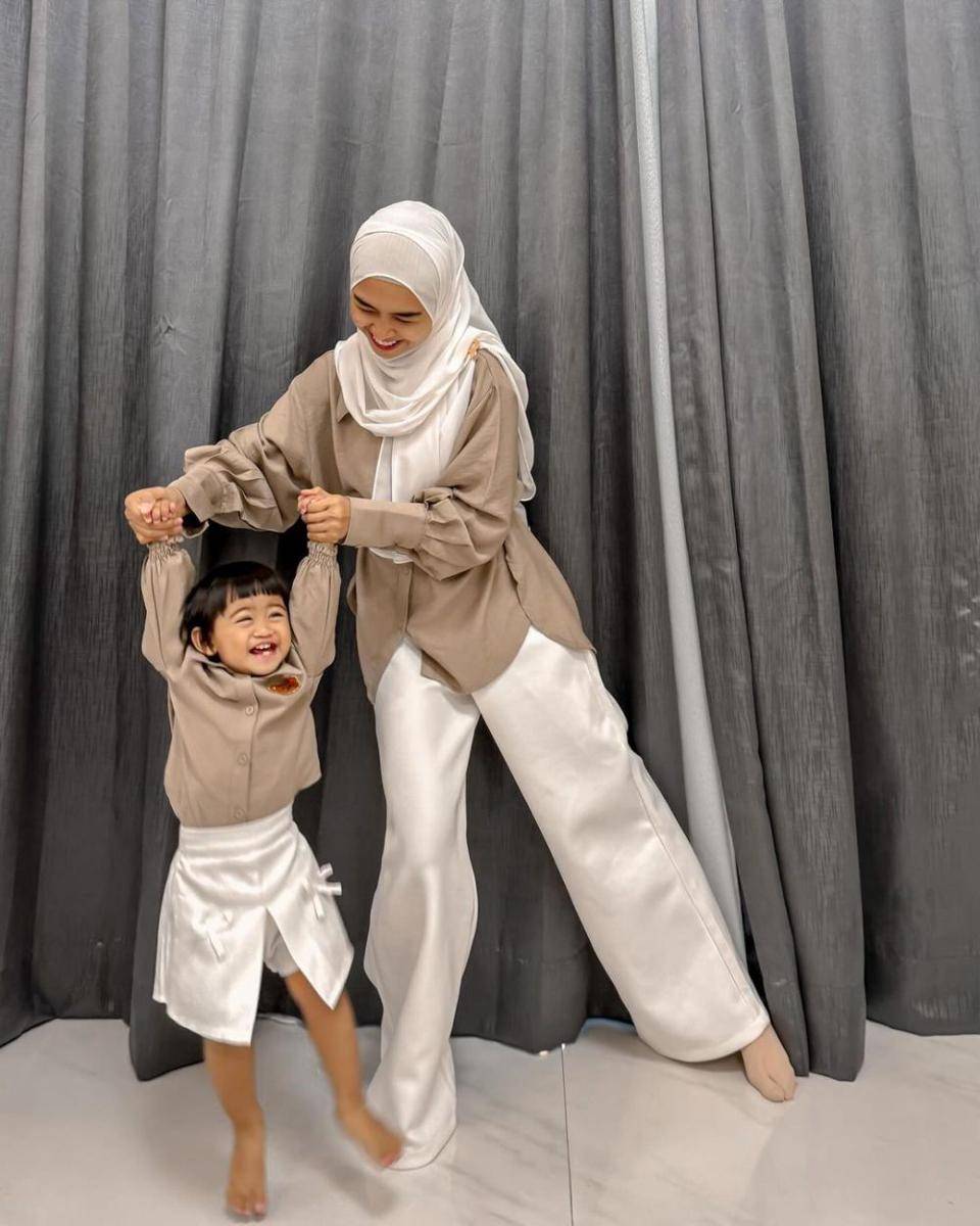 inspirasi outfit chic untuk lebaran (instagram.com/riaricis1795)