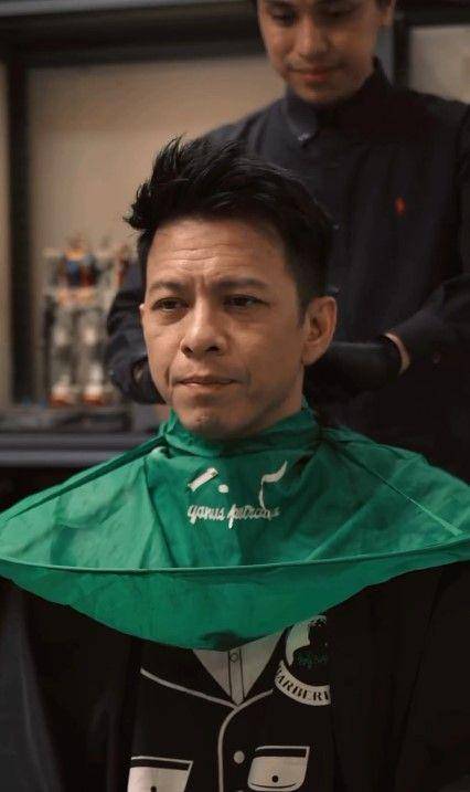 potret Ariel Noah potong rambut baru (instagram.com/arielnoah)