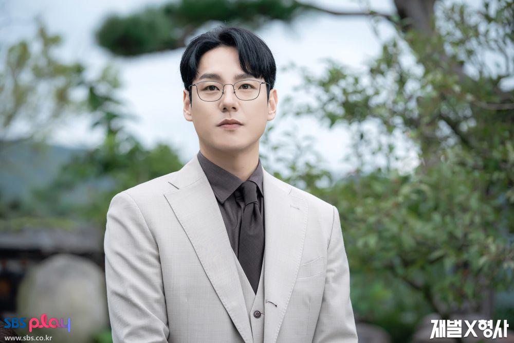 7 Penyebab Kejahatan Jin Seung Ju di Flex X Cop, Haus Kekuasaan?