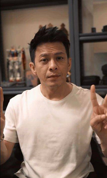 potret Ariel Noah potong rambut baru (instagram.com/arielnoah)