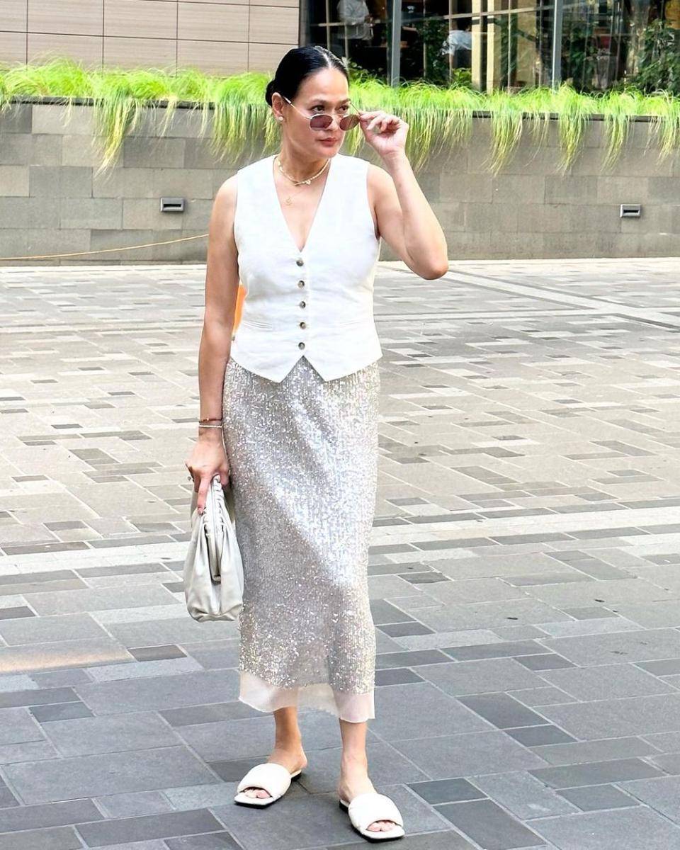 OOTD Donna Harun pakai Kacamata (instagram.com/donnaharunofficial)