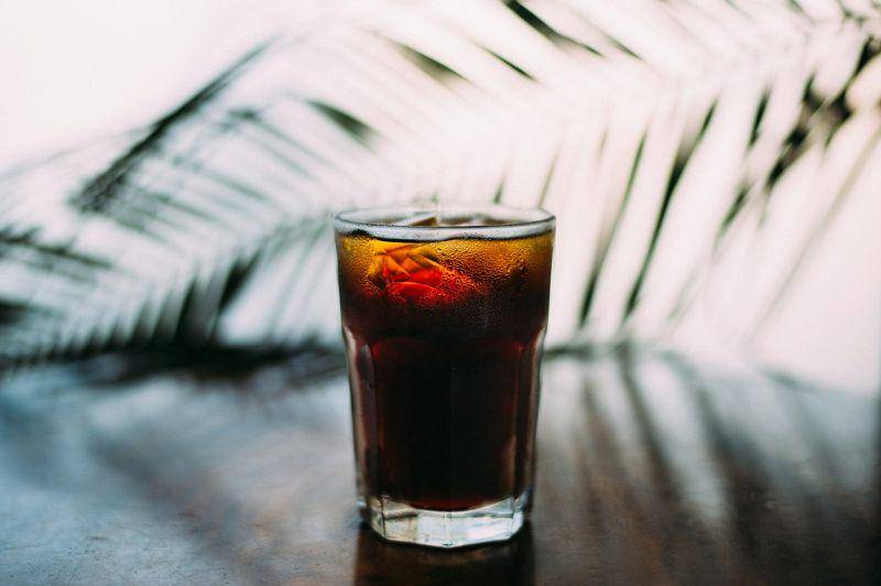 ilustrasi minuman bersoda (unsplash.com/Blake Wisz)