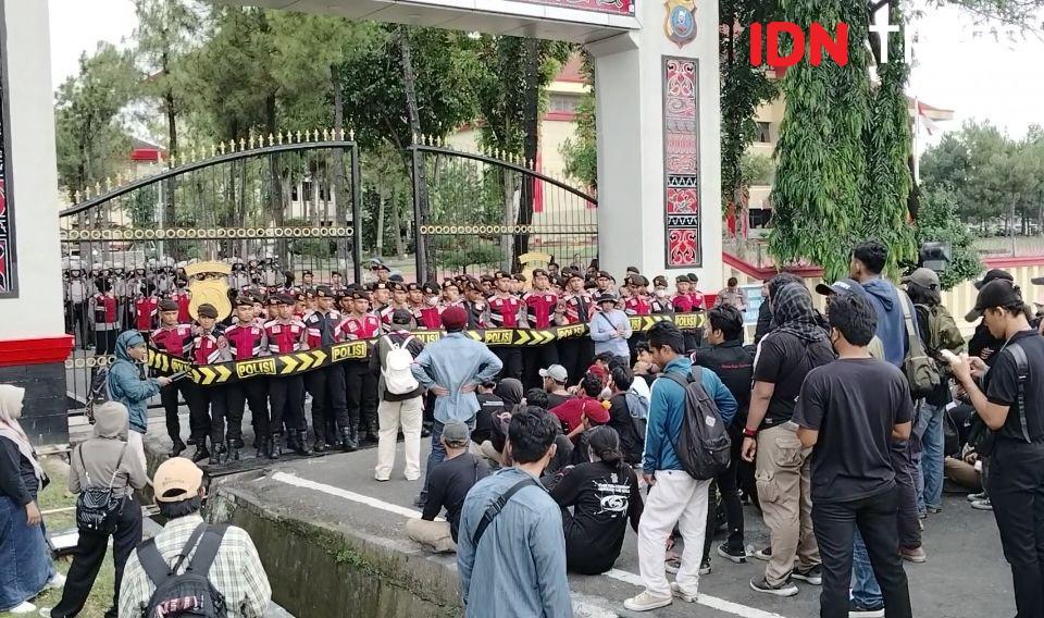 Sempat Ricuh, Massa Aksi Minta Polda Bebaskan Sorbatua Hari Ini Juga
