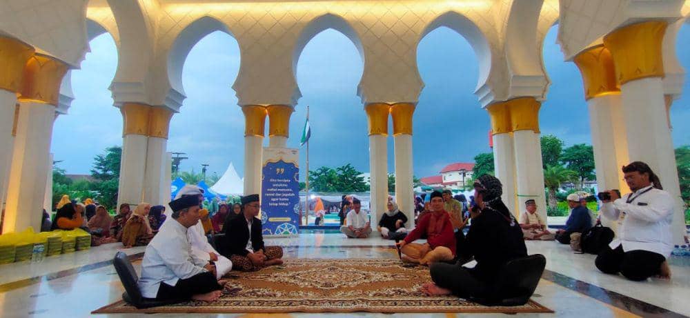 Acara Iftar Ramadan di Masjid Syeikh Zayed Solo. (Dok/Istimewa)