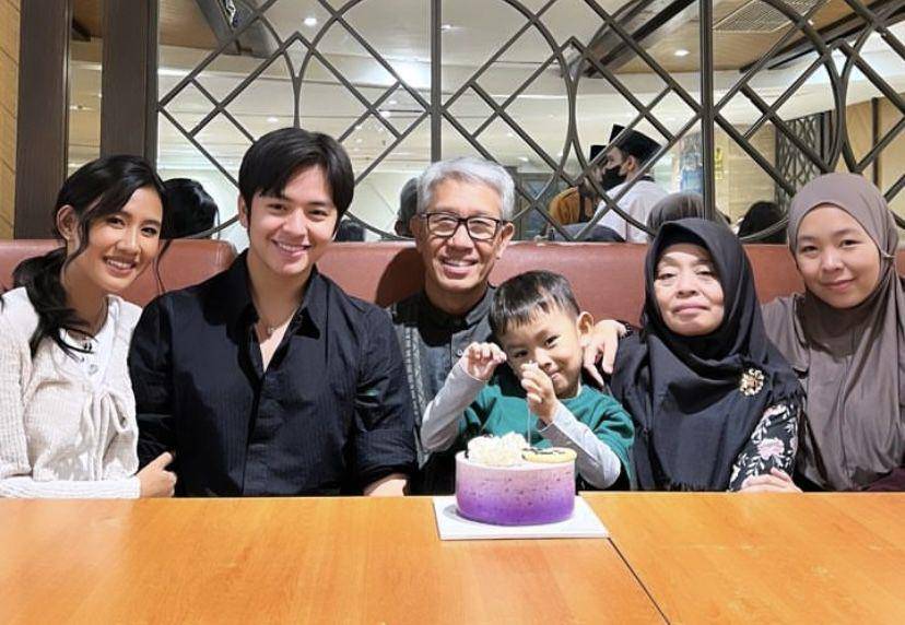 potret Shenina rayakan ulang tahun ayah Angga Yunanda (Instagram.com/angga)