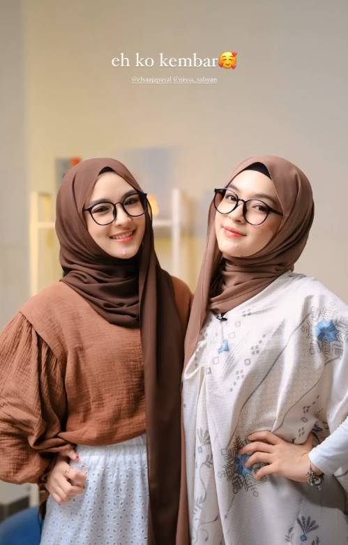 Potret Eca Aura, Nissa Sabyan (Instagram.com/ecaaura)