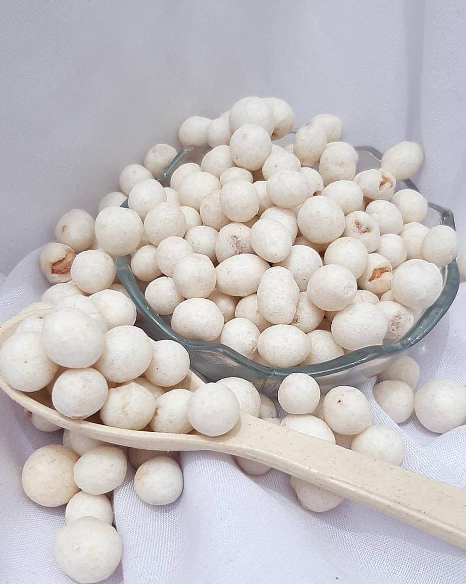 Kacang shanghai, salah satu produk yang dijual di Azka Snack Grosir Sidoarjo. Instagram/azkasnackgrosir