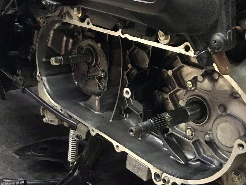 ilustrasi servis cvt motor (instagram.com/masbosban)