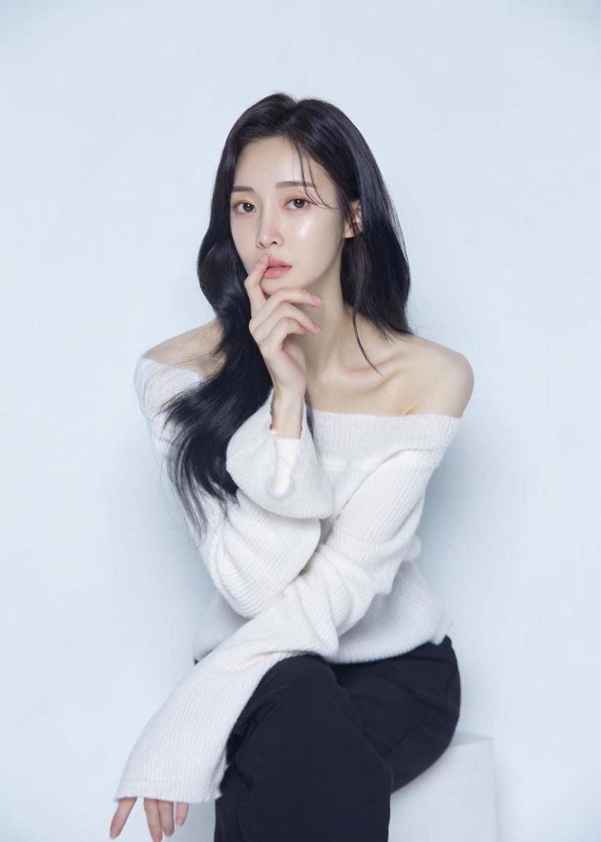 Lee Areum (Instagram.com/areum0ju)