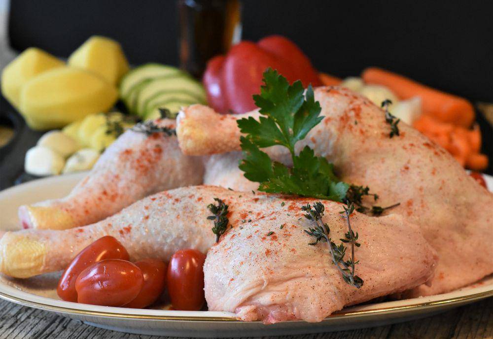 ilustrasi marinasi daging ayam (pixabay.com/RitaE)