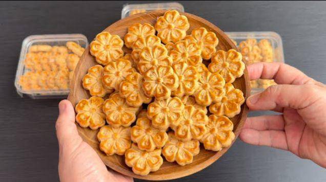 kue kering kacang almond (YouTube.com/Ayo Masak Ayo Makan)