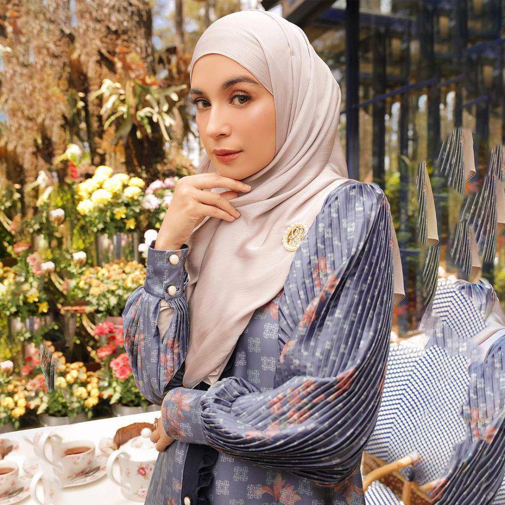 gaya makeup flawless ala Shireen Sungkar (instagram.com/shireensungkar)