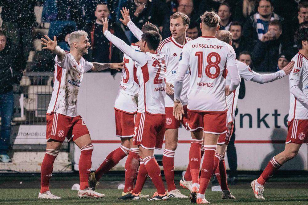 Pemain Fortuna Düsseldorf saat merayakan gol. (instagram.com/f95)