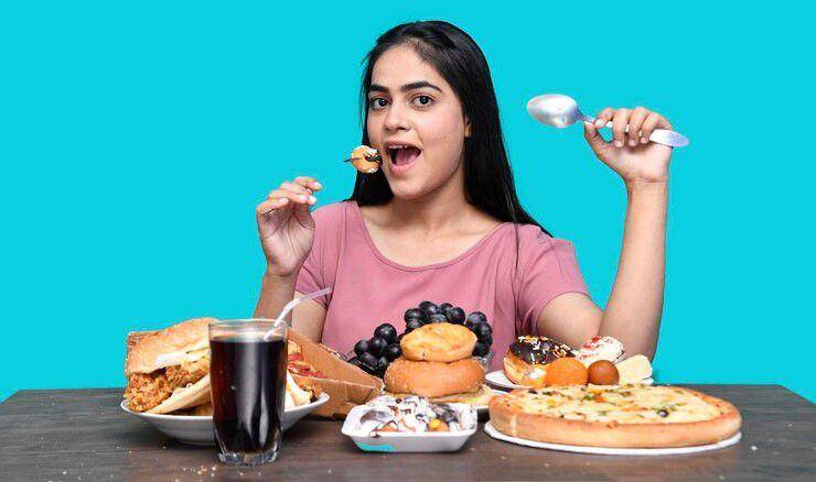 ilustrasi makan (freepik.com/fotospks)