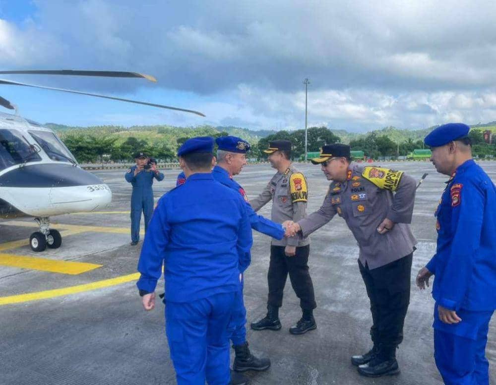 Kunjungan Kakorpolairud Baharkam Polri, Irjen M Yassin Kosasih memantau kesiapan pengamanan arus mudik Lebaran 2024 di Pelabuhan Bakauheni, Kamis (28/3/2024). (IDN Times/Istimewa).