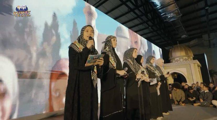 potret Irish Bella cs bacakan puisi untuk Palestina (Instagram.com/fenitarie)