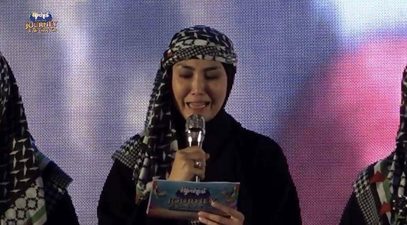 potret Irish Bella cs bacakan puisi untuk Palestina (Instagram.com/fenitarie)
