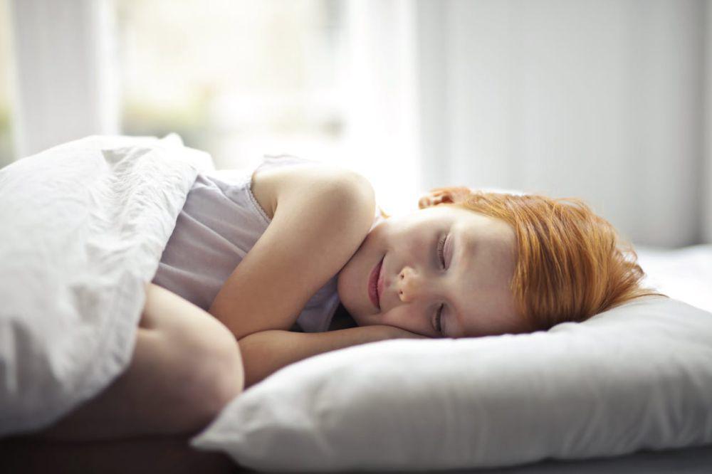 Ilustrasi anak tidur (pexels.com/Andrea Piacquadio)