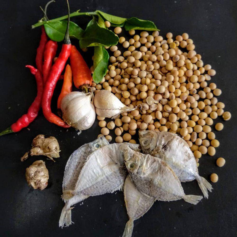 bahan sambal gepeng kacang kedelai (instagram.com/don_masak)
