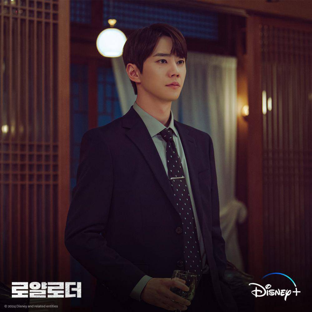 Kang In Ha (Lee Jun Young) di drakor The Impossible Heir (Dok. Disney+ Hotstar/The Impossible Heir)