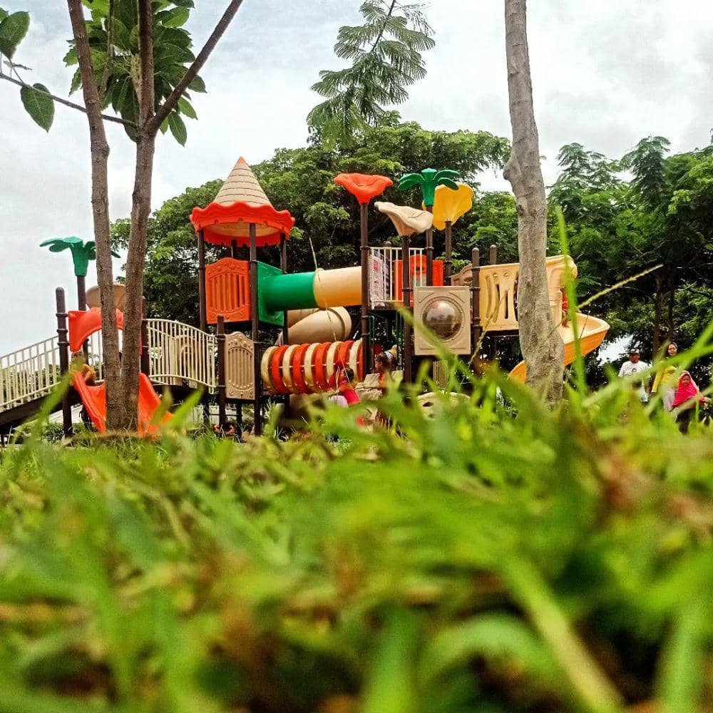 Taman Sungai Kendal  (instagram.com/yandi.supriadi)